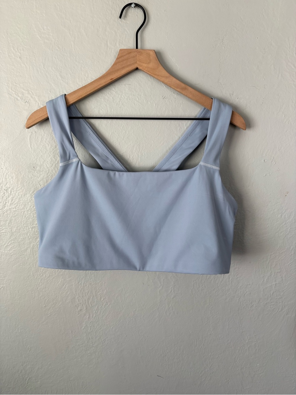 Aerie Goals Medium Support Light Blue Cross-Back Sports Bra
